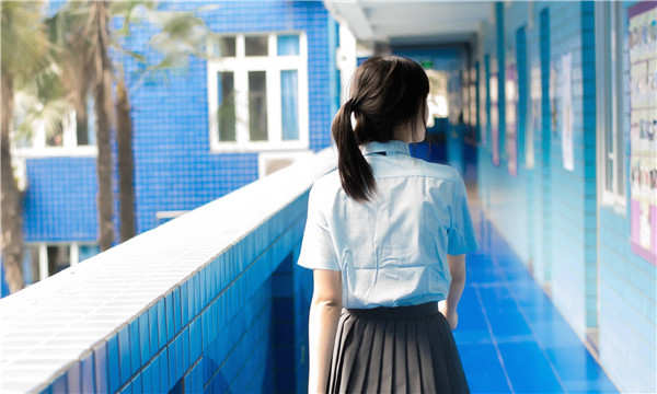坡心镇如何找到一个可以帮助我生孩子的女人？